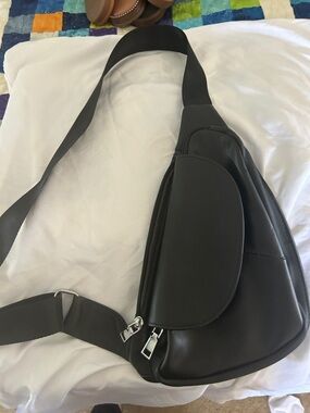 Black  Crossbody Sling Bag